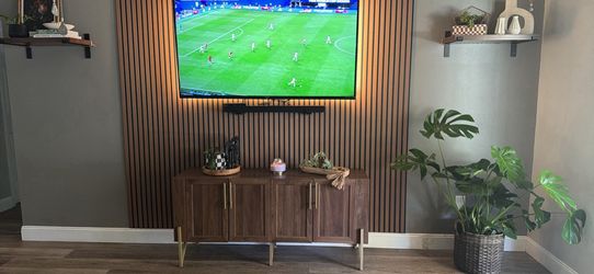 Entertainment center 5x2x1