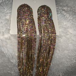 NWT Stunning Rhinestone Gold tone Pierced Earrings