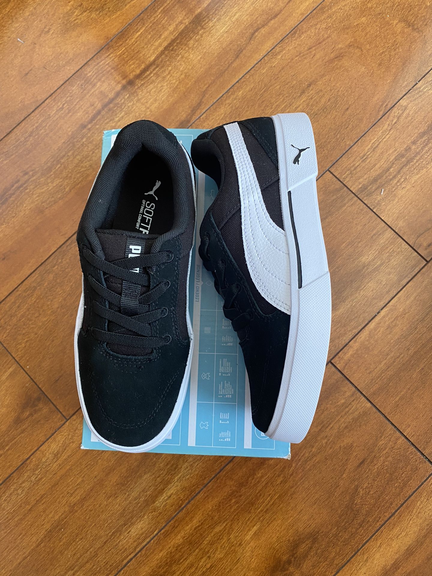 New Boys Girls Puma Sz 3 Shoes Black 