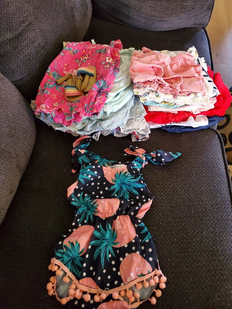 Baby girl clothes Size 0-3 months