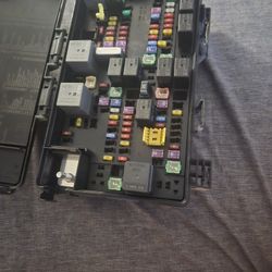 2015-2021 Ram Intelligent Power Box