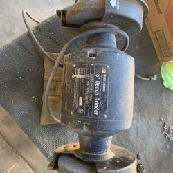 Bench grinder