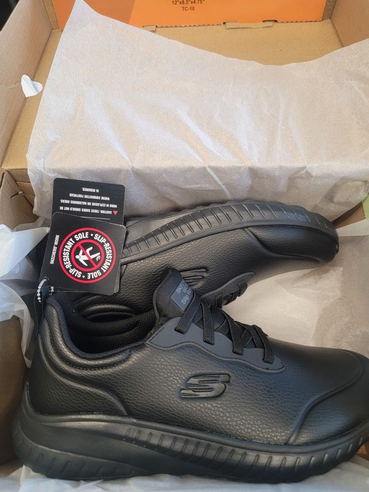 Skechers Woman's Slip Resistant Size 8
