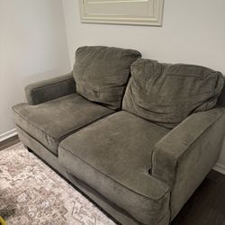 Sofa / Loveseat 