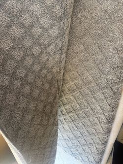 Area rug