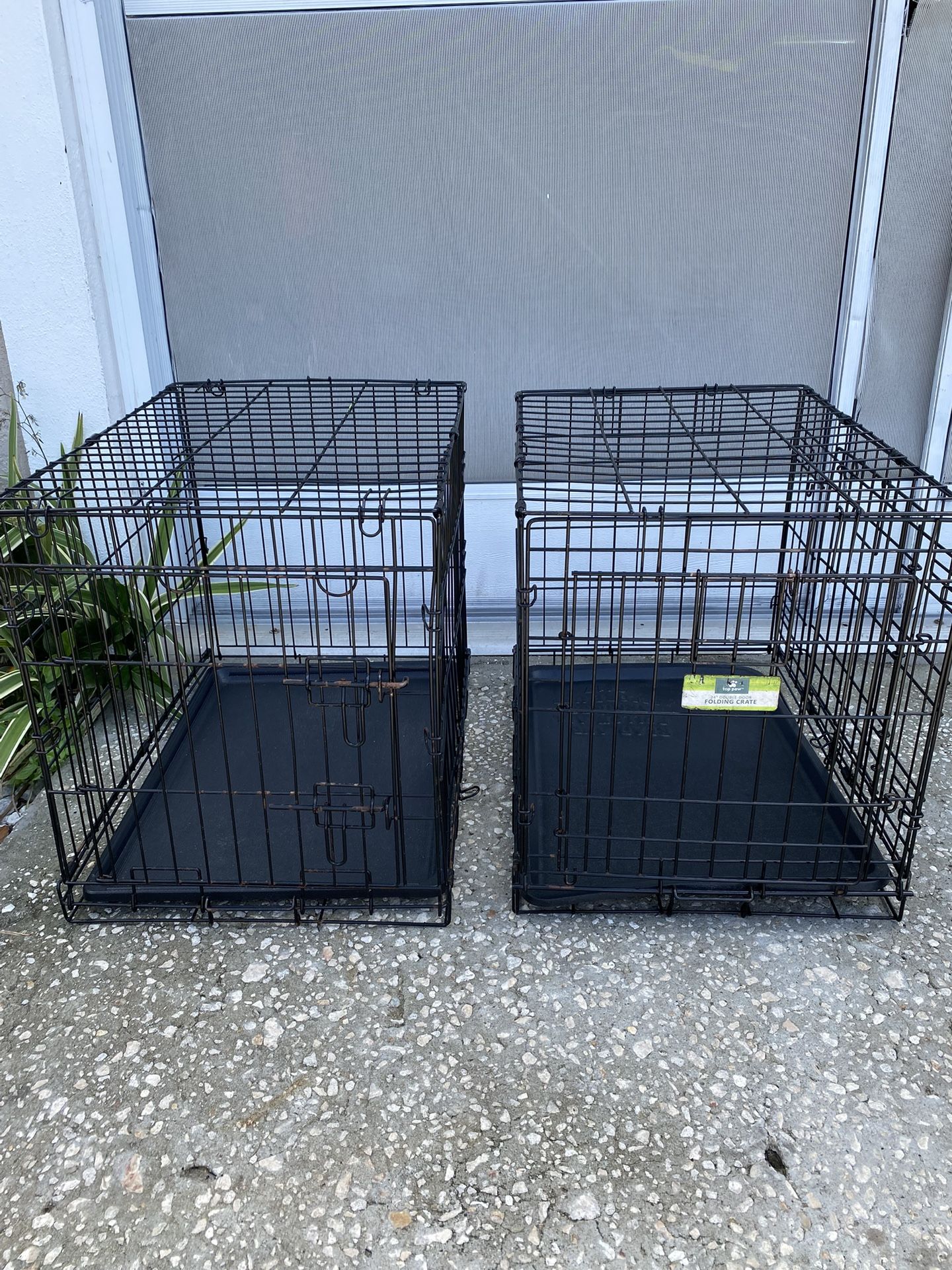 Dog Cages Medium Sized 2 