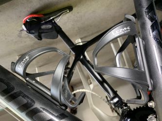 lezyne side load bottle cage
