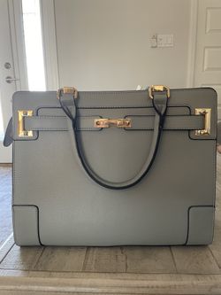 Fashion Pet Carrier Dog Carrier Purse Dog Handbag Pet Tote Bag for Small Dog and Cat Airline-Approved