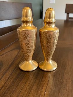 Vintage Gold Salt and Pepper Shakers Set