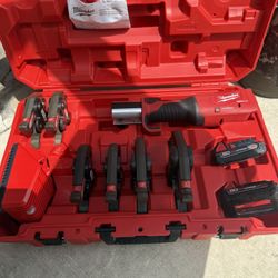 M18 Like New Milwaukee Propres Complete