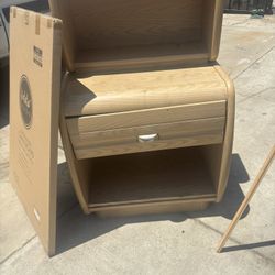 2piece Desk W Light