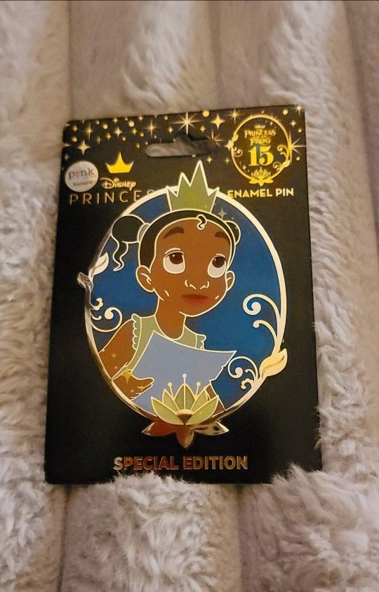 Disney Young Tiana Prince And The Frog 15th Anniversary Pin LE 300