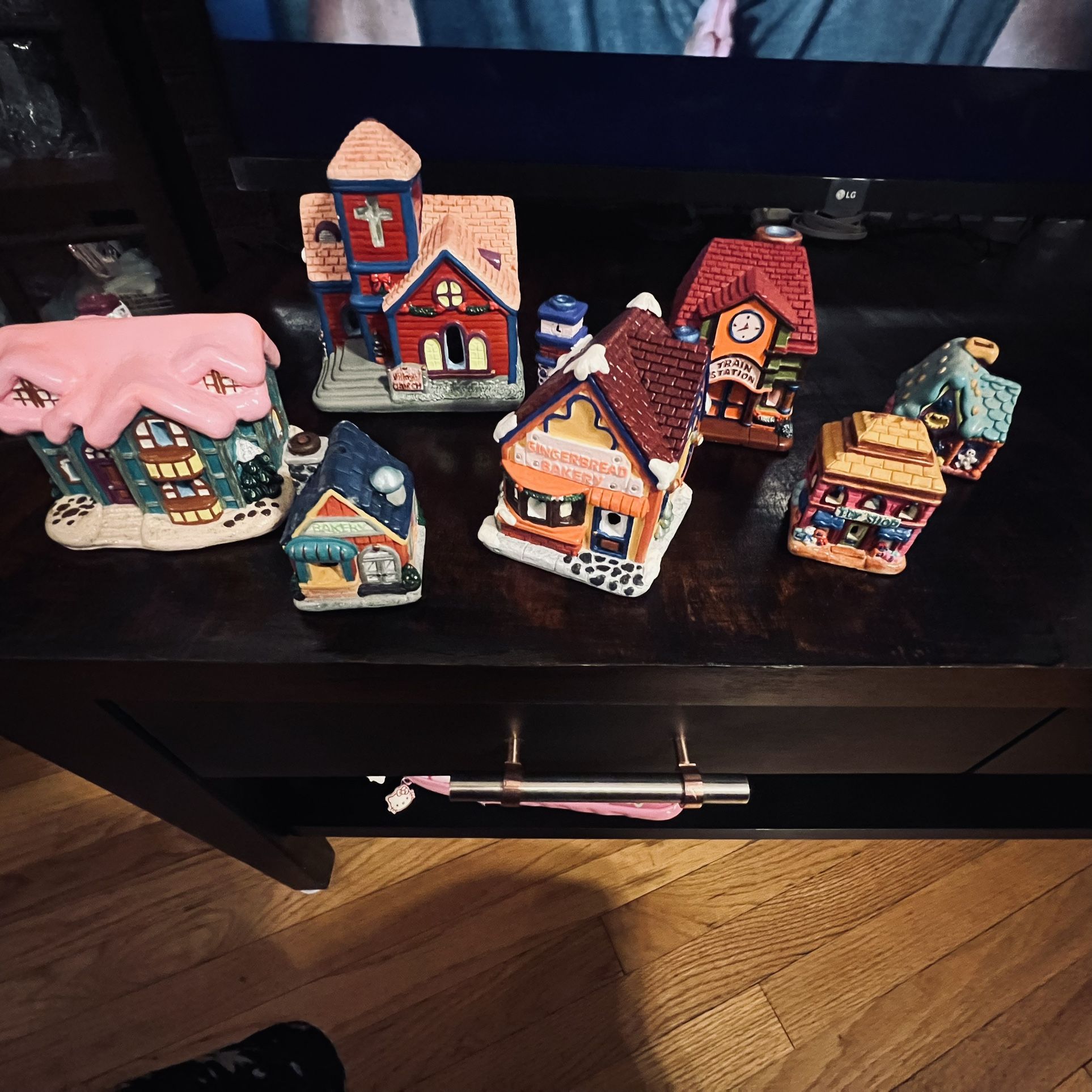 Xmas Village Handpainted