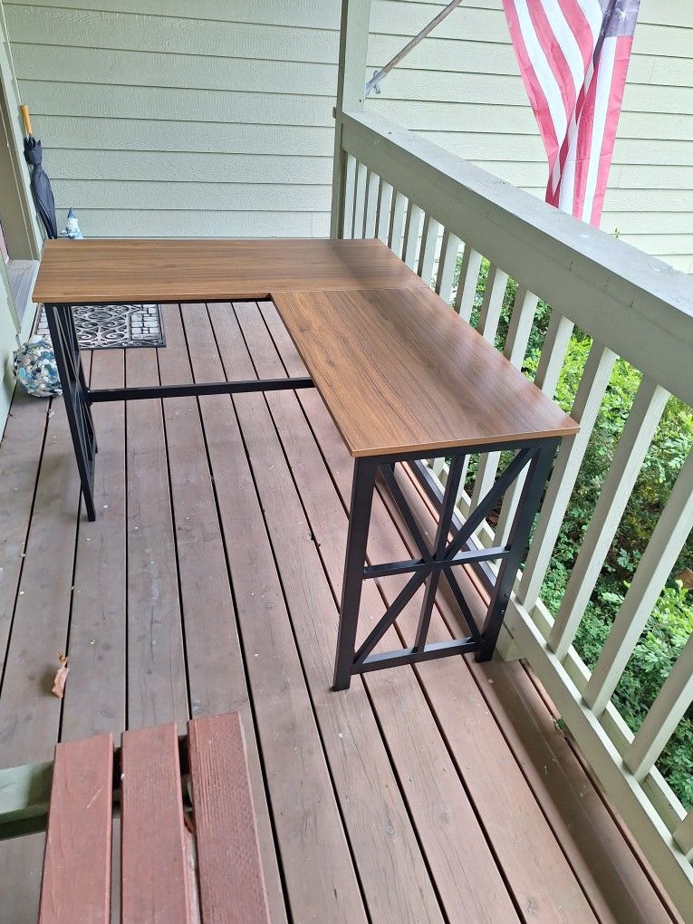 Desk(corner)