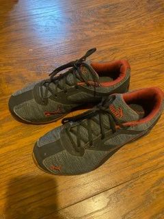Barely Worn Size 7c Puma
