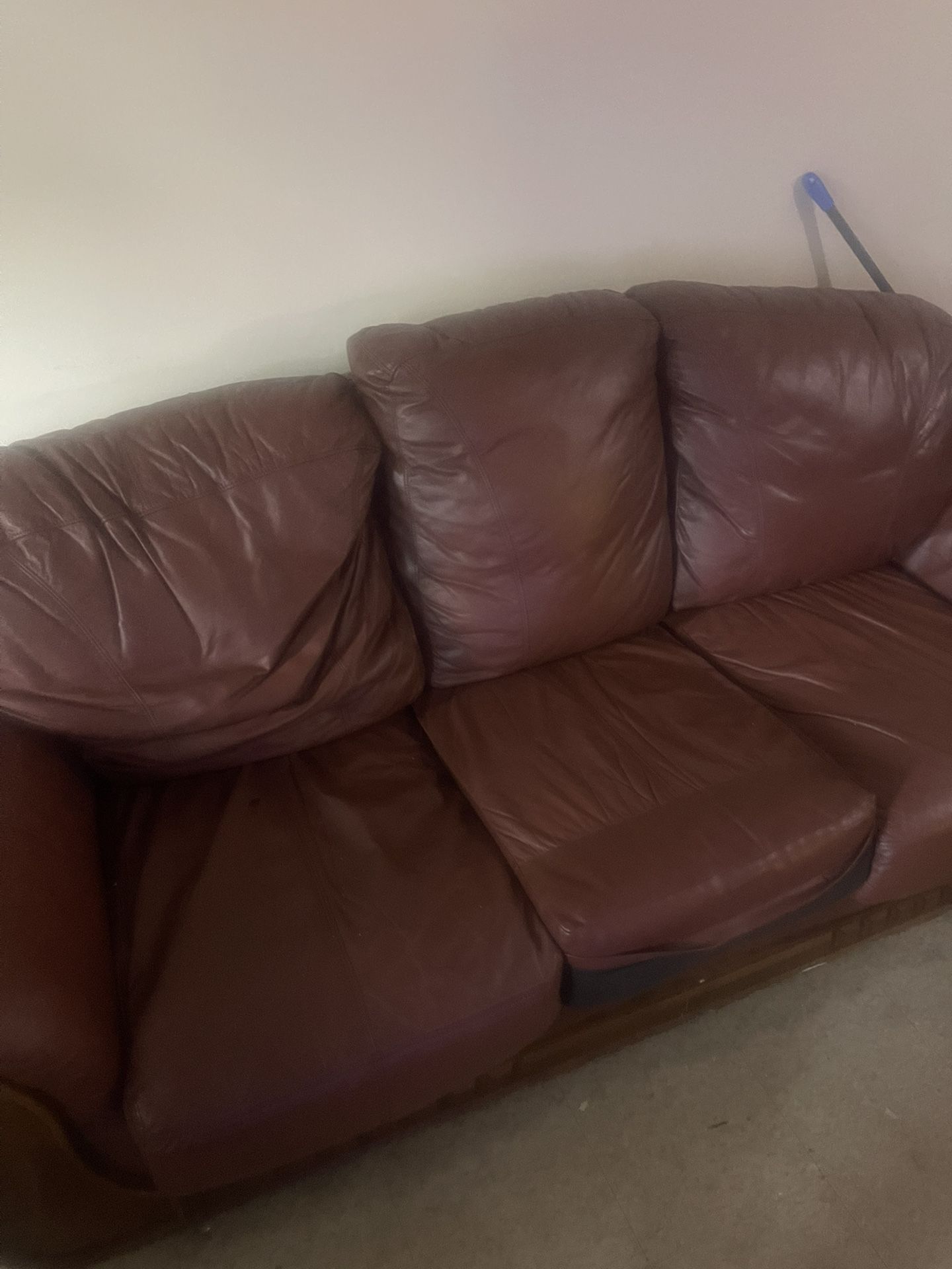 Bedroom Set Couch Love Seat Tables Nightstand 