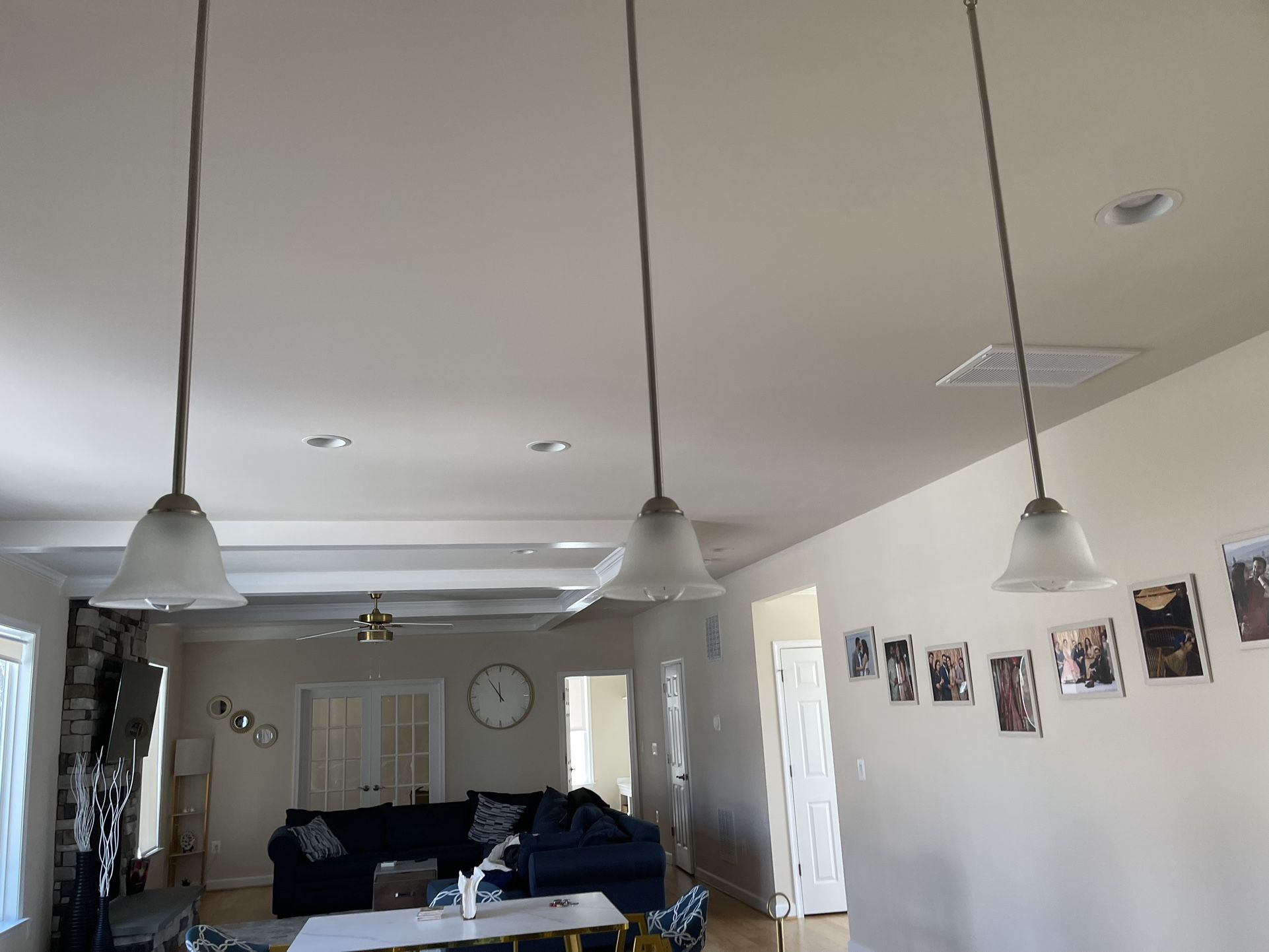 3 Hanging Kitchen Lights 