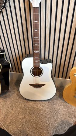 Keith Urban Acoustic Guitar