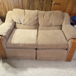 Reclining Sofa
