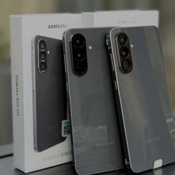 SAMSUNG GALAXI A56 MODELO 2025 NUEVOS 128GB MEMORIA NUEVOS UNLOCKED DESBLOQUEADOS