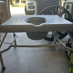 Bariatric Bedside Commode 
