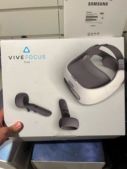 HTC vive Focus Plus ( new )