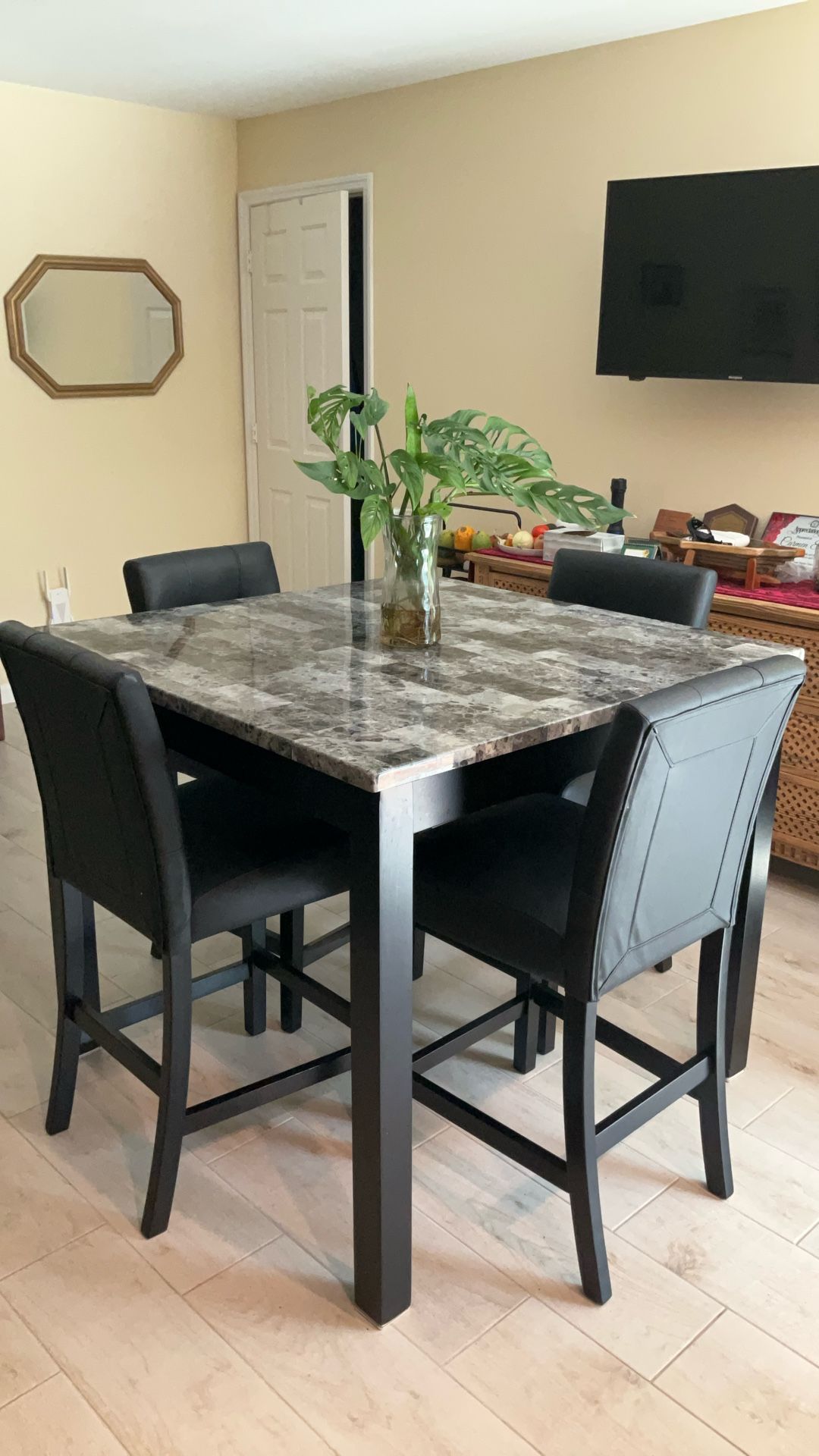 Counter Height Dining Table and 4 Bar Stools