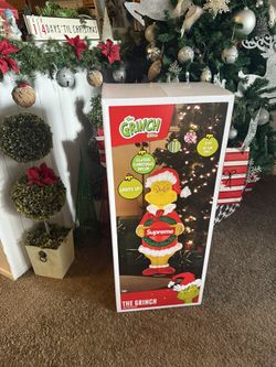 Supreme x Grinch