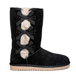 Ugg Boots,  black