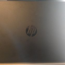 HP Pavilion 15 ab165us 2.2 GHz CORE i5 6GB DDR4 SDRAM 1TB SSD HD BOOM1