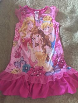 DISNEY SIZE 4/5