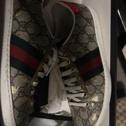 Gucci Women Shoes