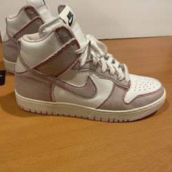Nike High Top 1985 Sneakers