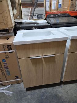 Solid Wood Bathroom Vanity with  White Sink Top quartz 24"