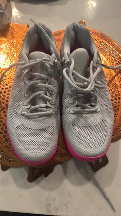 Size 8 woman’s