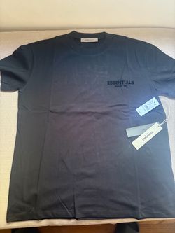 Black essential shirt
