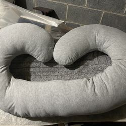 Pregnancy Pillow