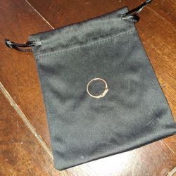 Authentic 18K Gold Scalloped Diamond Ring | 0.10ct D-E Colorless Diamonds | UK Hallmarked