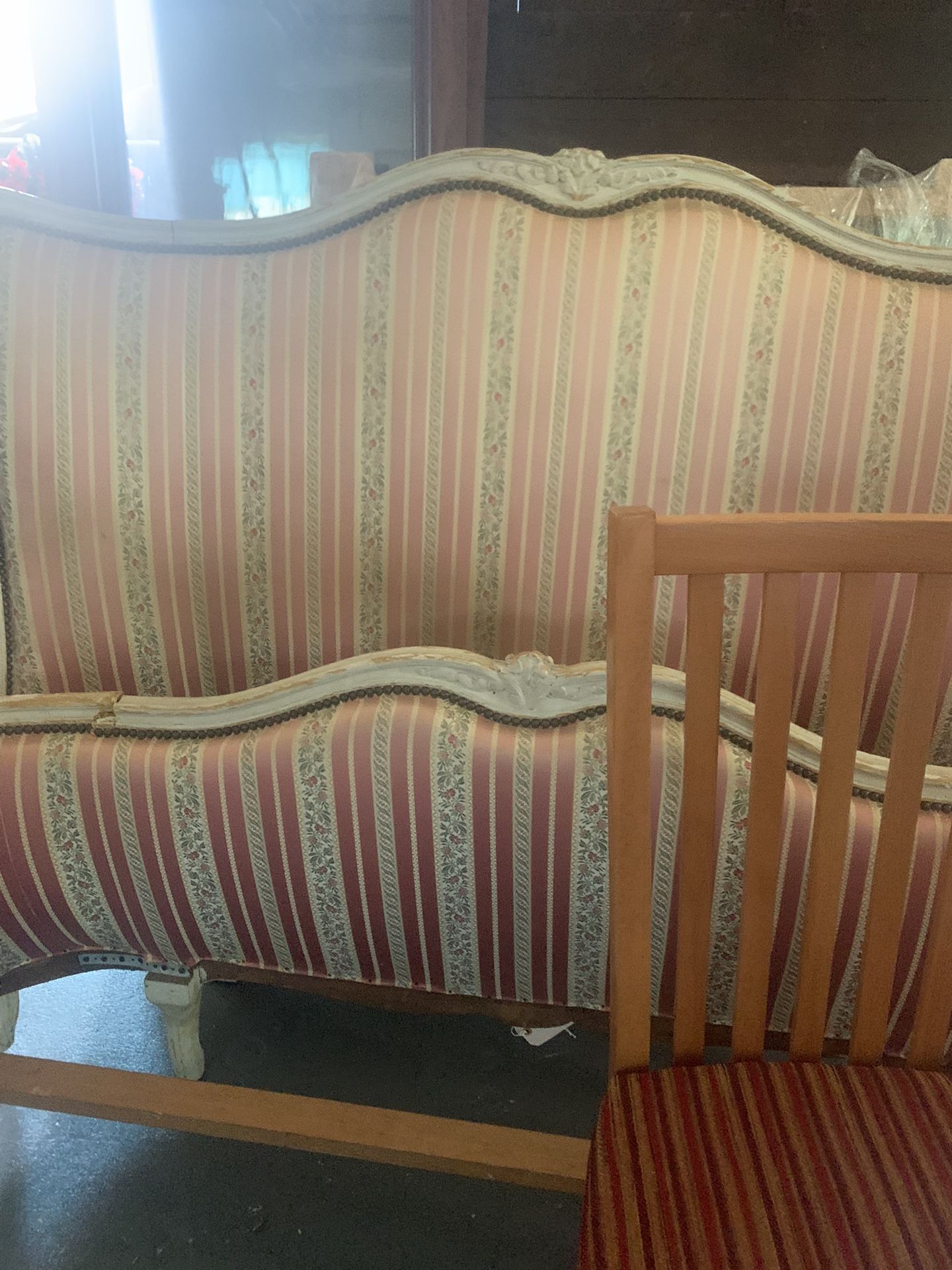 Antique bed