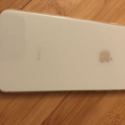 iPhone 8 Plus 64 GB Unlocked 