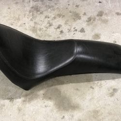 used, 30th Anniversary harly sportster seat