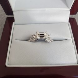 14k White Gold Engagement Ring