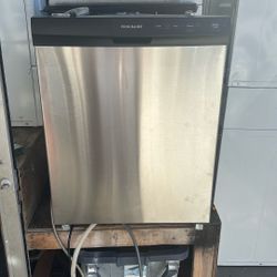 Frigidaire Dishwasher 