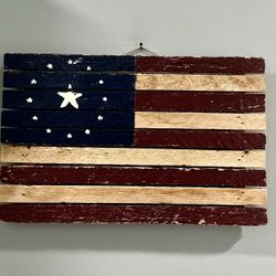 Rustic Wooden American Flag Decor 
