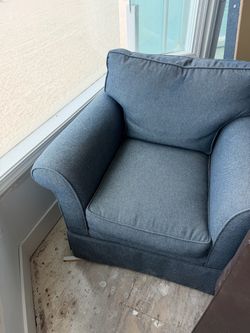 Arm chair