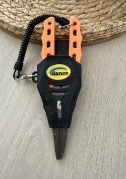 Danco fishing pliers / split ring pliers