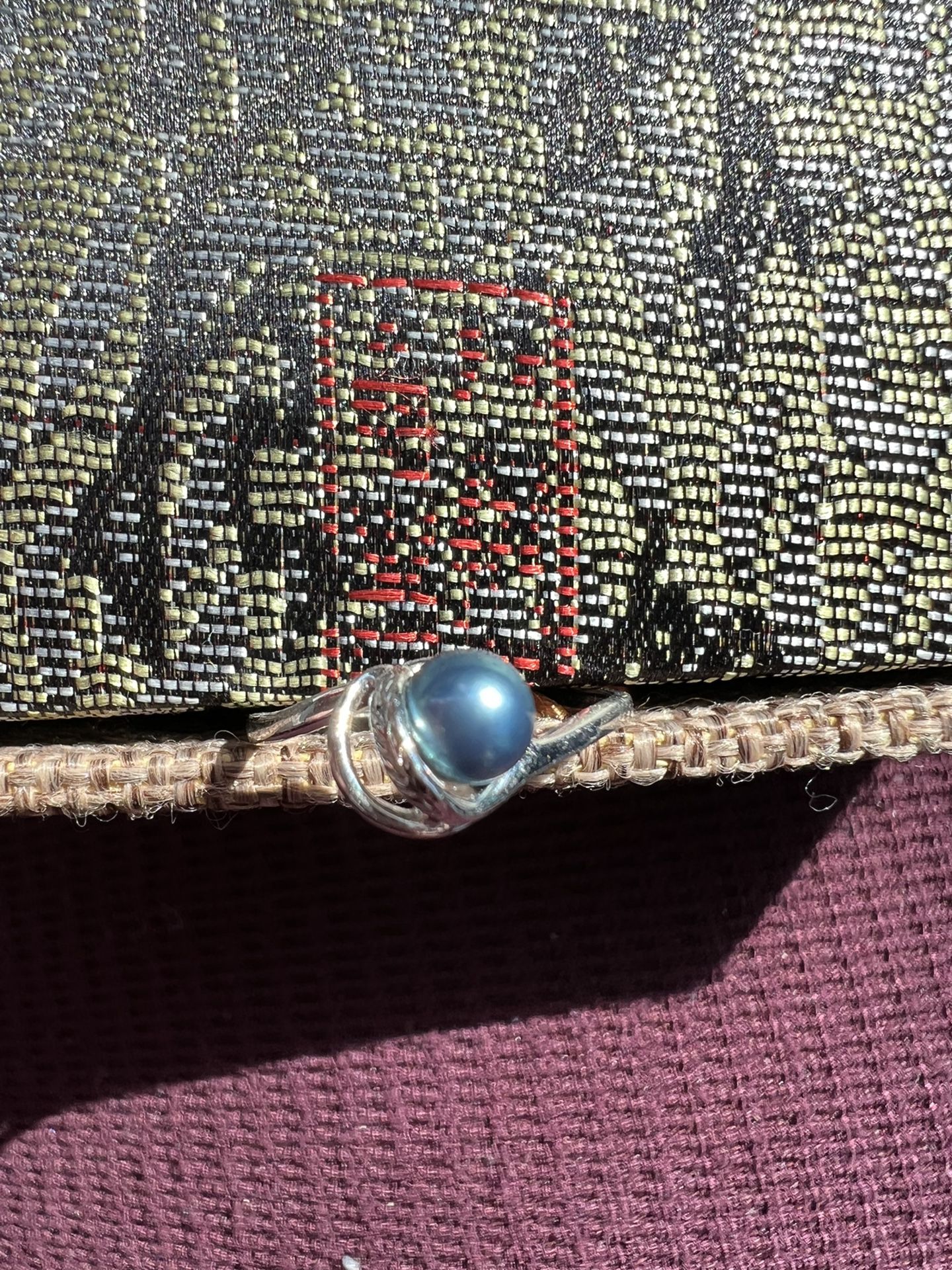 Solid 14k Gold And Black Pearl Ring Size 6.5