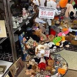  Beanie Babies, Buddies, Boos