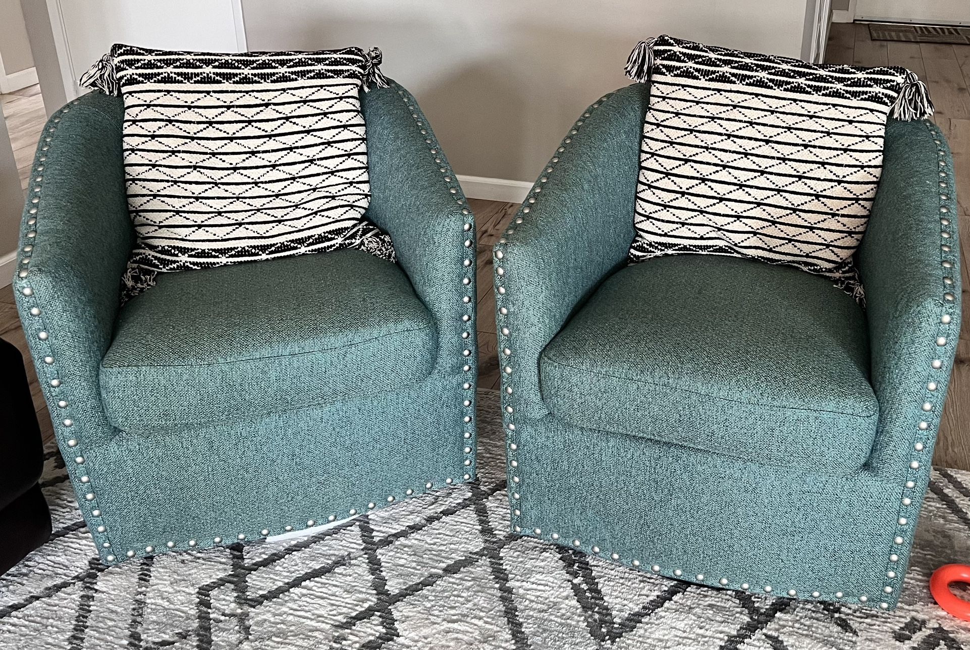 Accent chairs - Teal