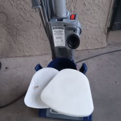 Sharks Vacuum ONLY USED 4 Times LIKE NEW 